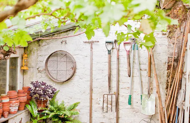 Outdoor Storage Shed Solutions Recommended by Retailers for Commercial Clients