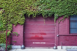 Choosing the Right Overhead Door Company: What to Look for in a Reliable Provider Choosing the Right Overhead Door Company: What to Look for in a Reliable Provider