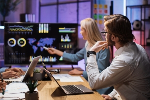 Revolutionizing Data Storage: The Role of AI in Modern Data Management Revolutionizing Data Storage: The Role of AI in Modern Data Management