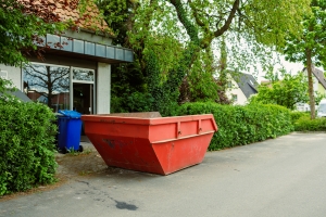 DIY Cleanup: Why Renting a Dumpster is a Smart Move DIY Cleanup: Why Renting a Dumpster is a Smart Move