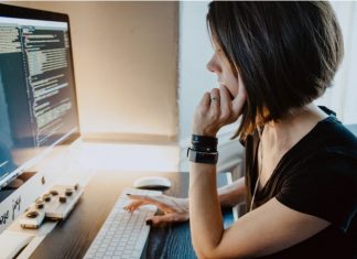 Computer Science VS Computer Engineering Computer Science VS Computer Engineering